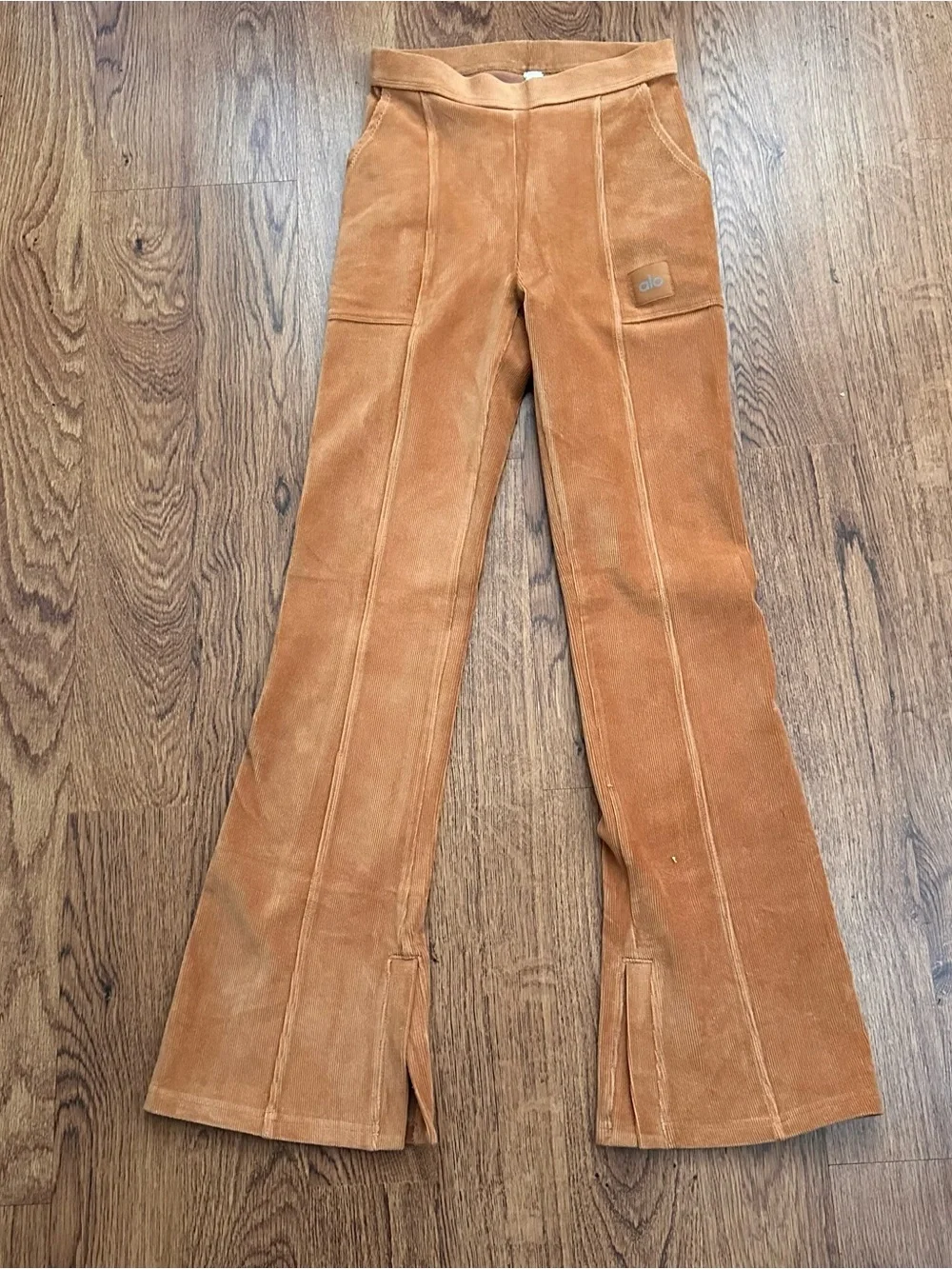 Alo mircro corduroy tan brown Flared Pants size XS side slit elastic waist
